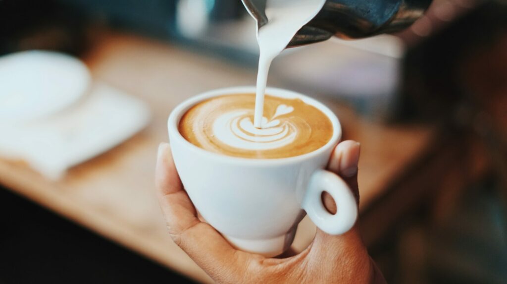 fahmi fakhrudin nzyzAUsbV0M unsplash 1024x573 1