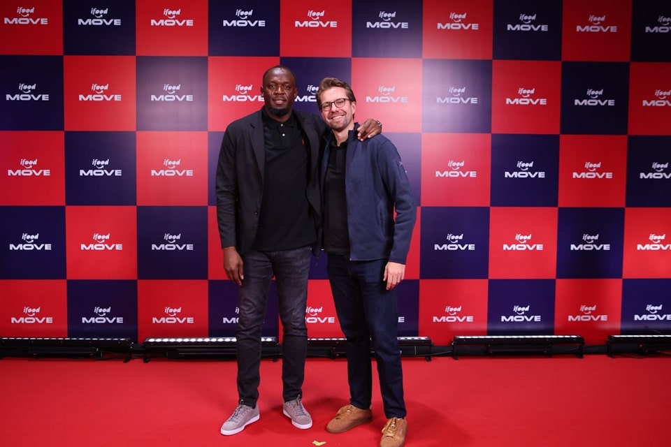 usain bolt 1 dia ifood move